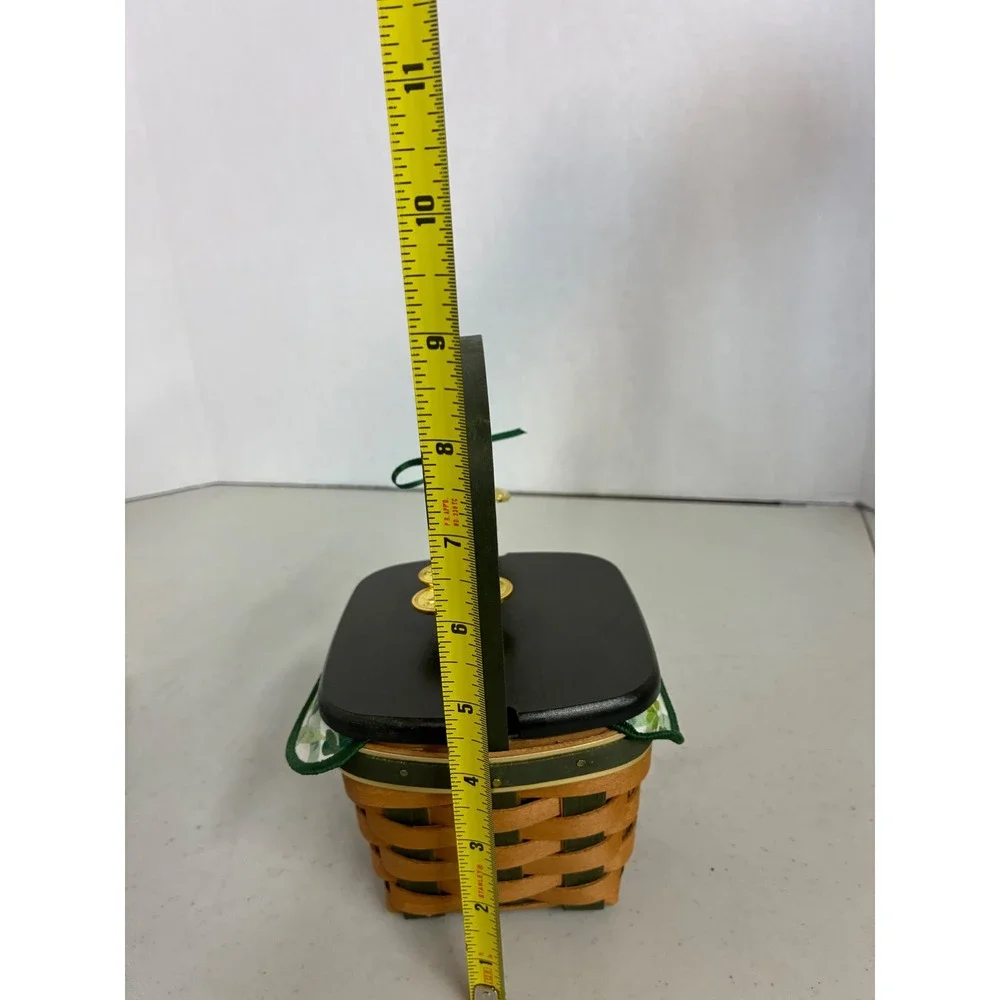Longaberger 2009 St Patricks‎ Day Basket Green Lid Liner Protector Shamrock